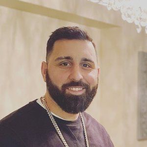 Meet your Posher, Johnny